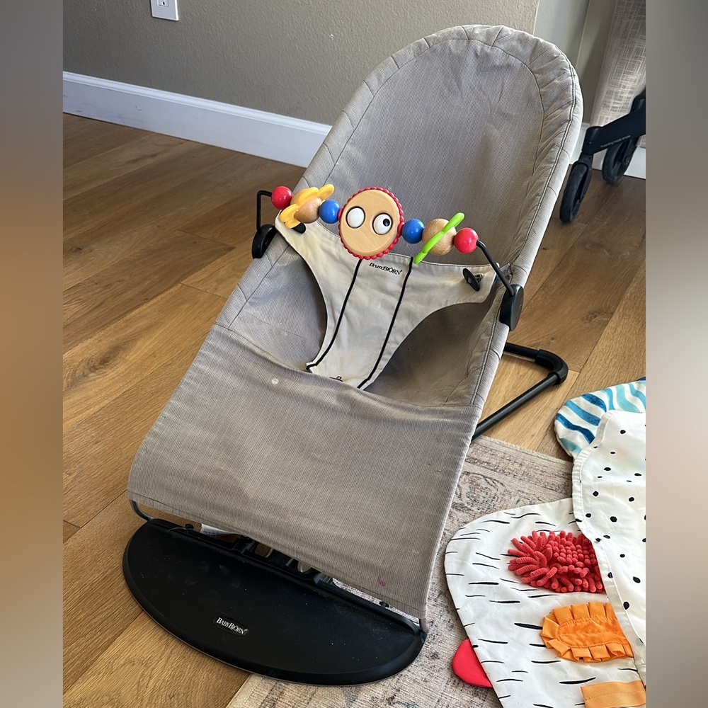 Baby bjorn bouncer and activity bar